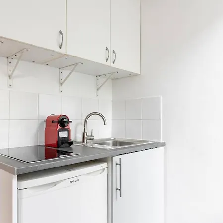 Place De La Nation - V