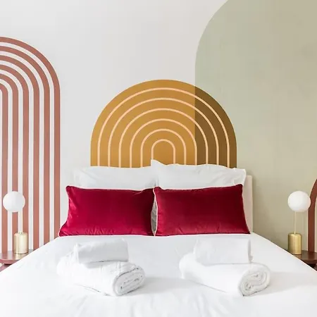 Place De La Nation - V Apartment